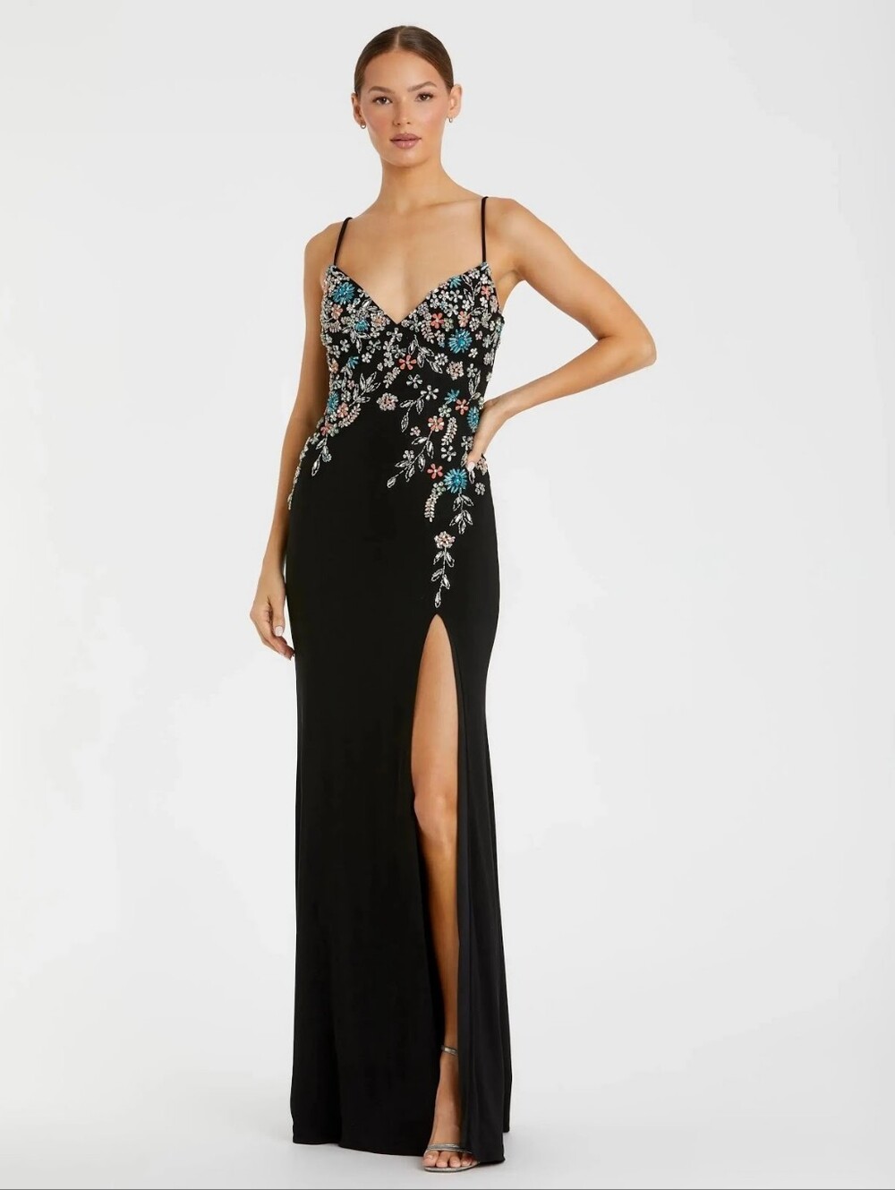 Mac Duggal STUNNING Black Floral Embroidered Spaghetti Strap Evening NWT Size 4